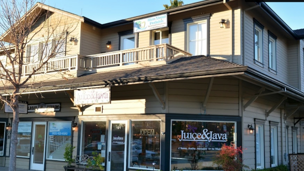 Exterior of building with Main Street Pediatric Dentistry and Orthodontics of Pleasanton